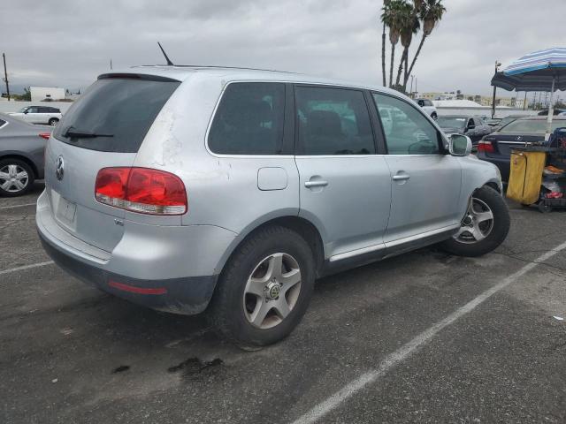 VOLKSWAGEN TOUAREG 3. 2006 silver  gas WVGZG77LX6D015629 photo #4