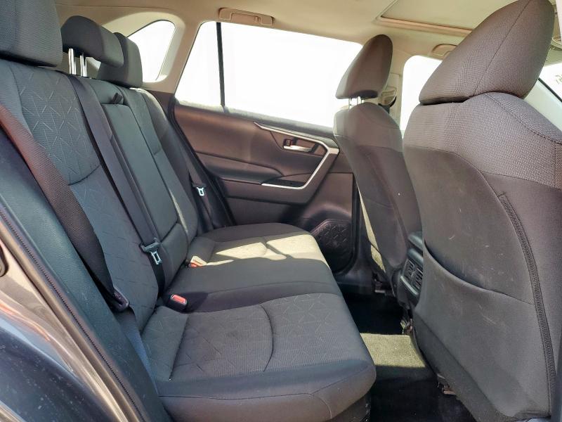 2020 TOYOTA RAV4 XLE - 2T3RWRFV3LW092718