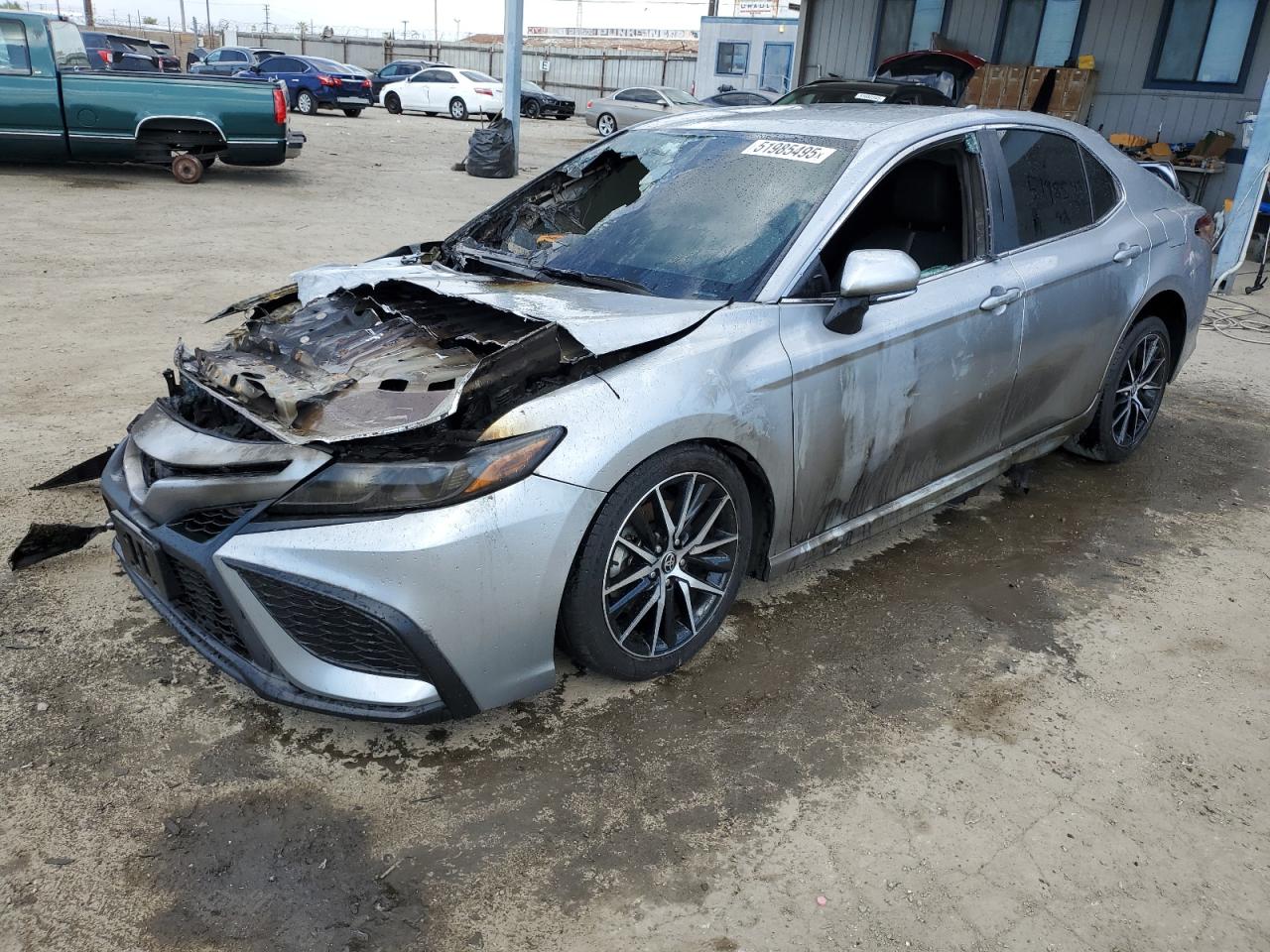 TOYOTA CAMRY SE NIGHT SHADE