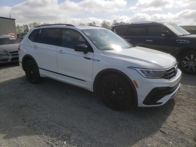 Vin: 3vvcb7ax8nm146180, lot: 51308985, volkswagen tiguan se r-line black 20224