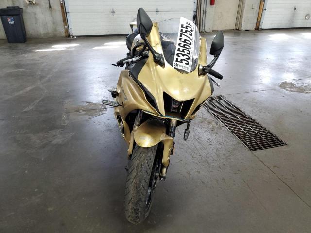 YAMAHA YZFR7 2022 gold  gas JYARM38E2NA001369 photo #3