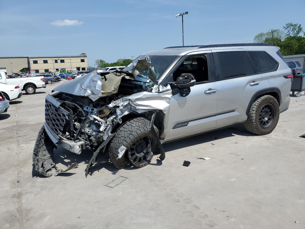 TOYOTA SEQUOIA SR5
