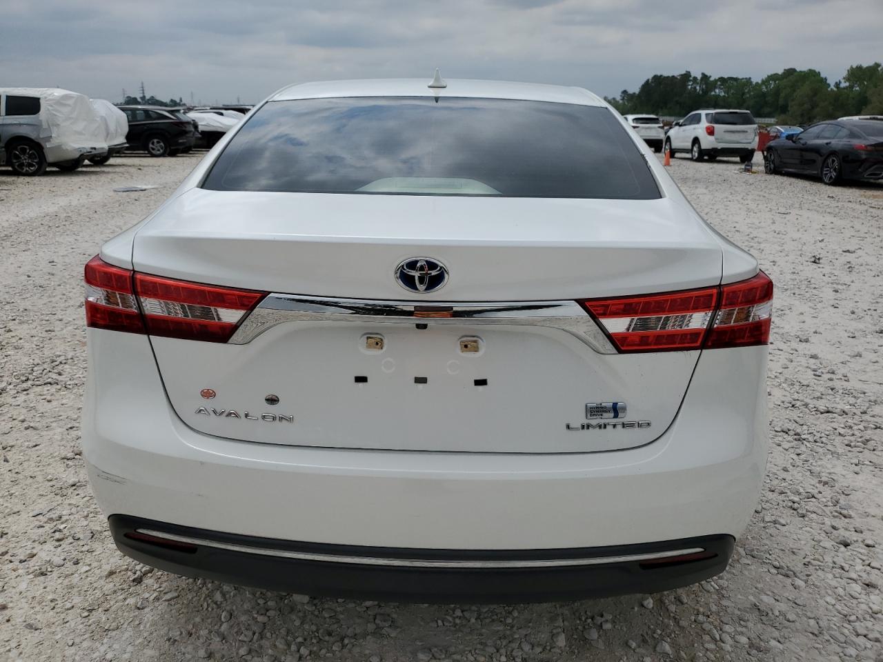 TOYOTA AVALON HYBRID