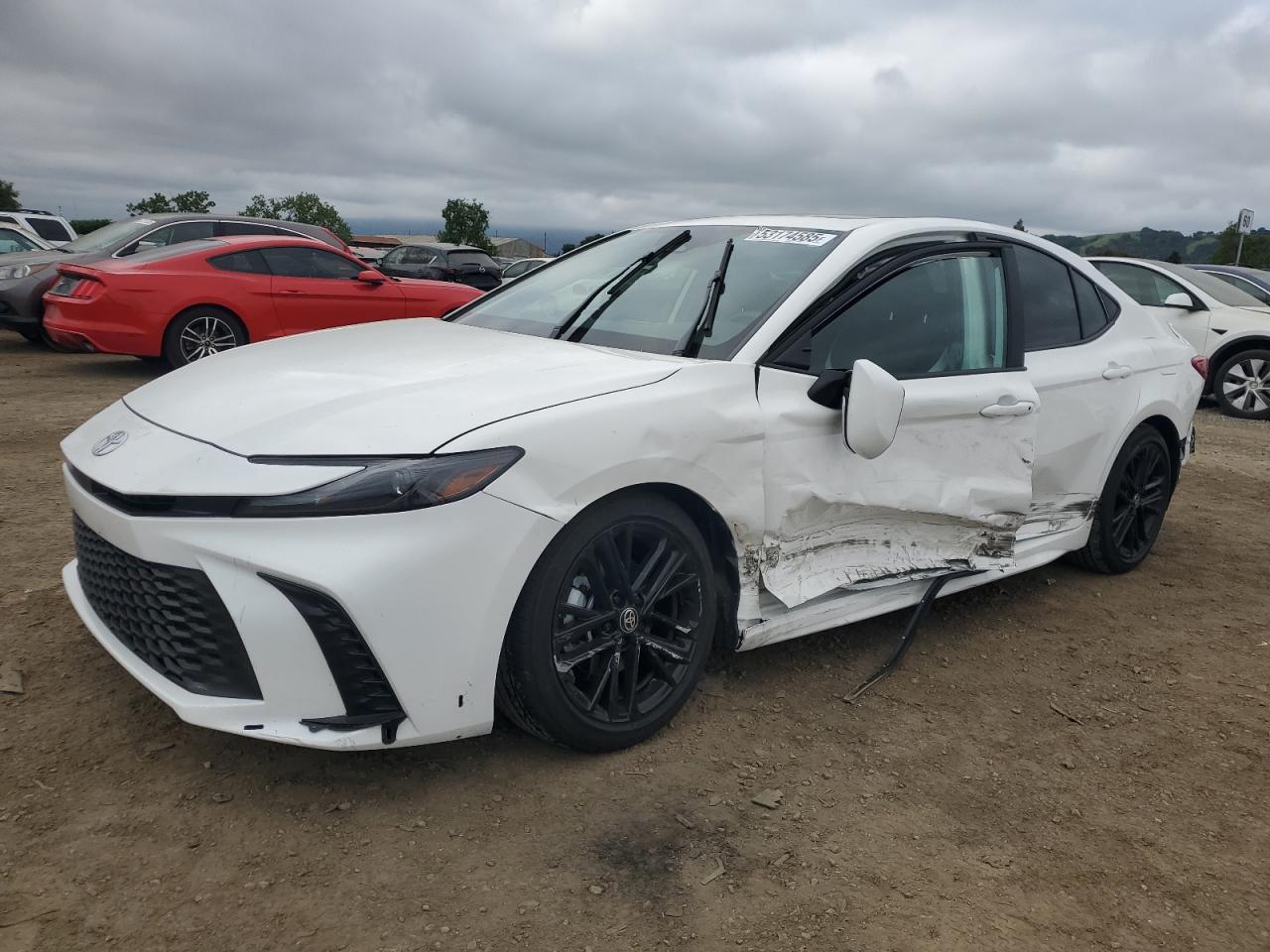 TOYOTA CAMRY XSE
