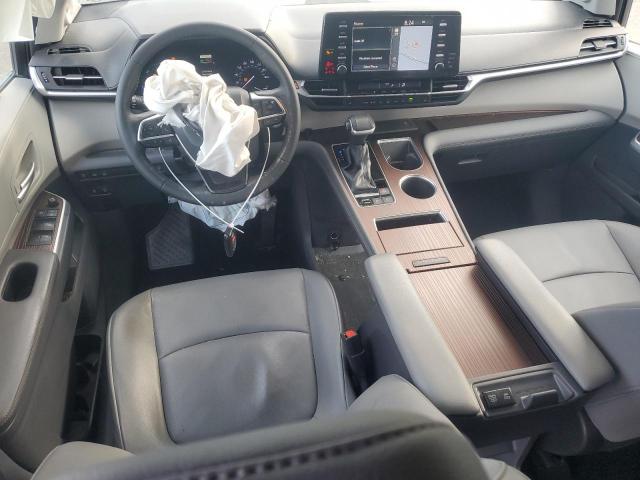 2022 TOYOTA SIENNA XLE 5TDJSKFC4NS056541