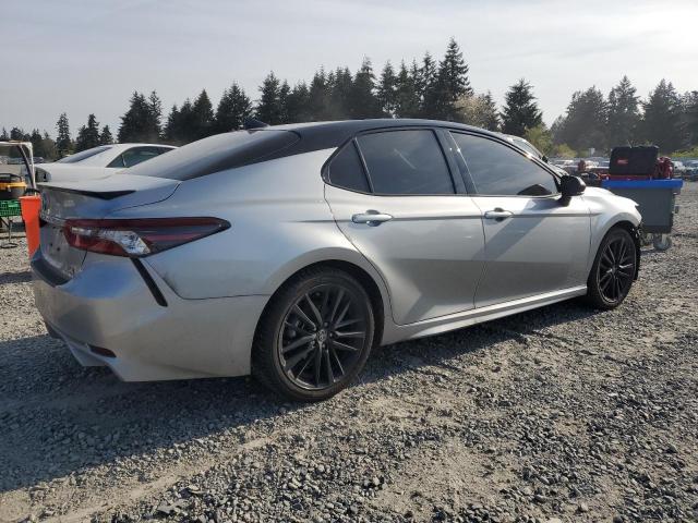 Vin: 4t1k31ak3nu045130, lot: 54529925, toyota camry xse 20223