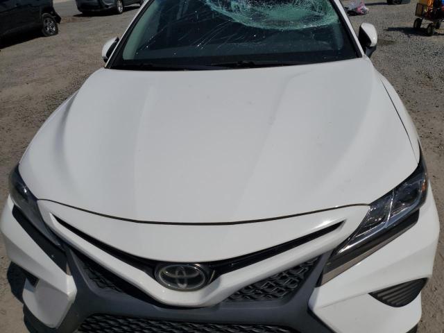 2018 TOYOTA CAMRY L - 4T1B11HK9JU605402