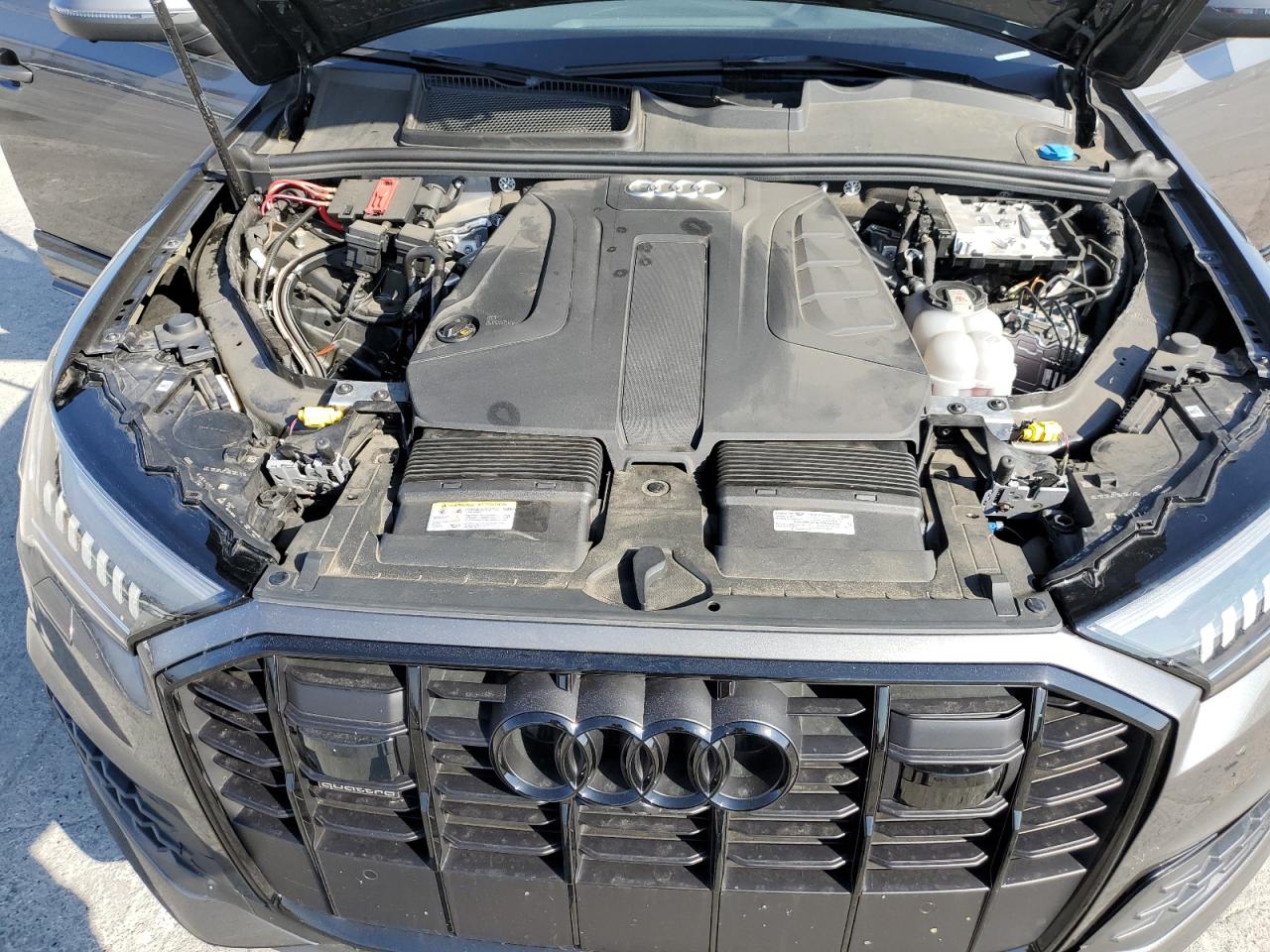 AUDI Q7 PREMIUM PLUS