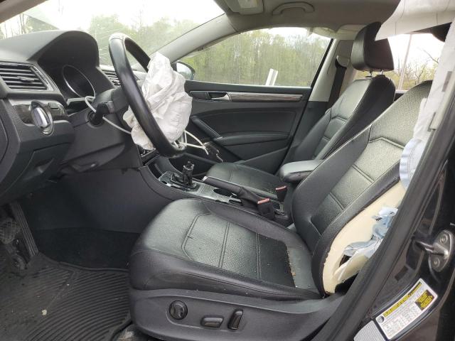2017 VOLKSWAGEN PASSAT SE - 1VWBT7A33HC007145