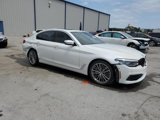 Vin: wbaje5c3xhg477690, lot: 54010625, bmw 5 series i 20174