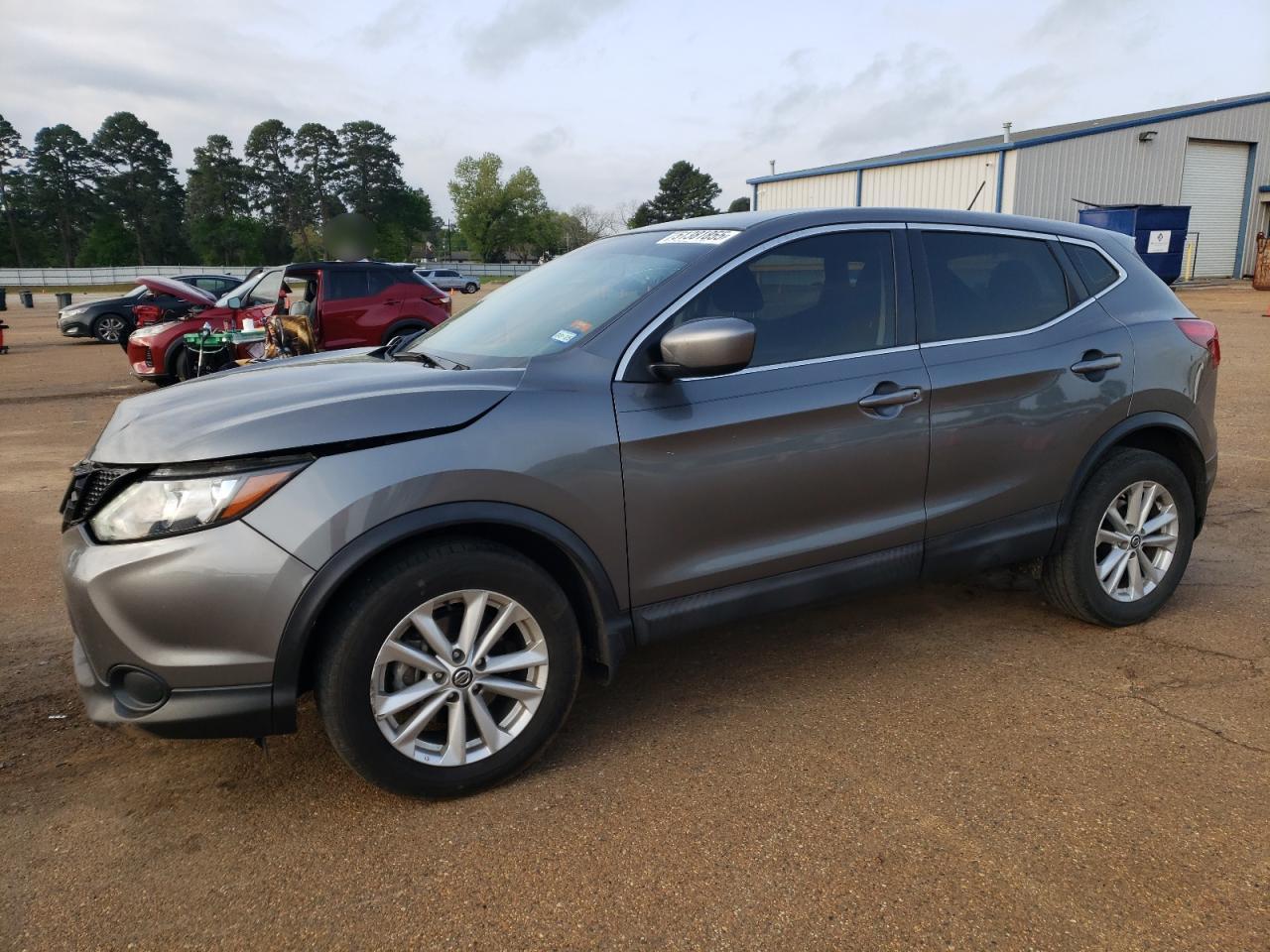 NISSAN ROGUE SPORT S