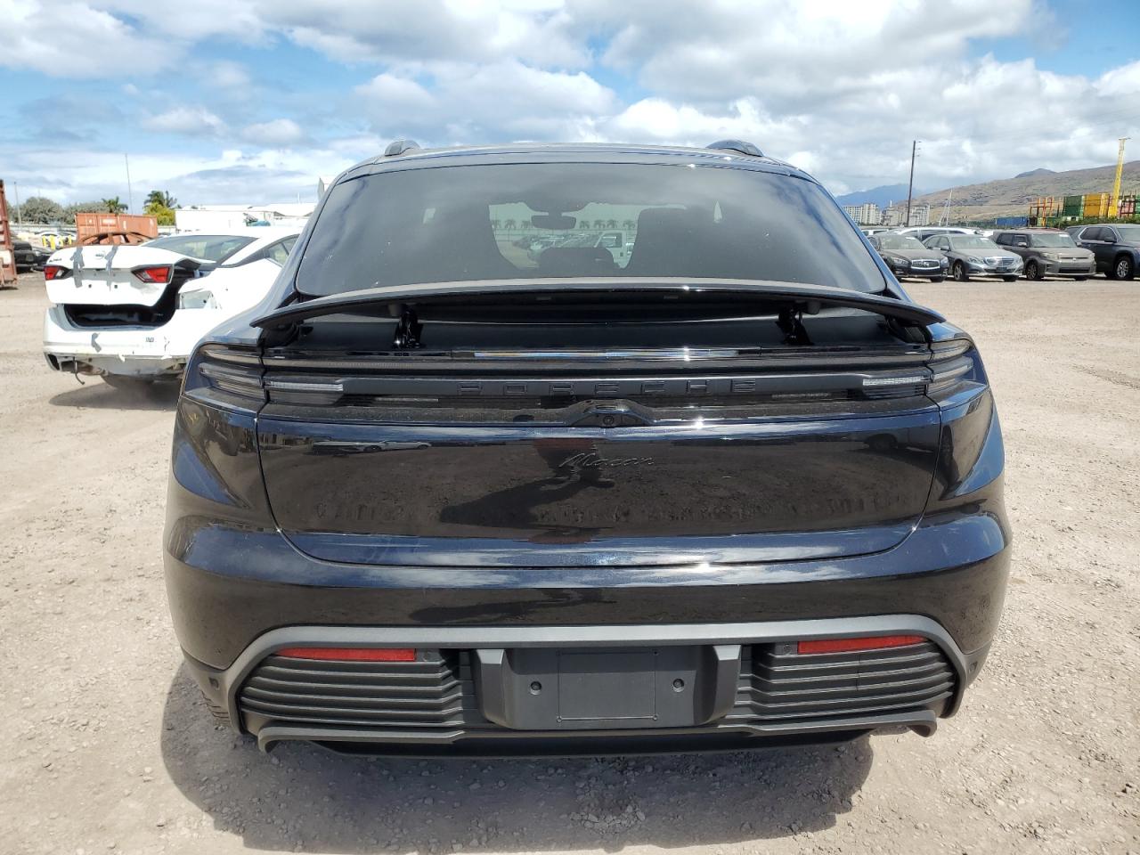 Porsche Macan 2025