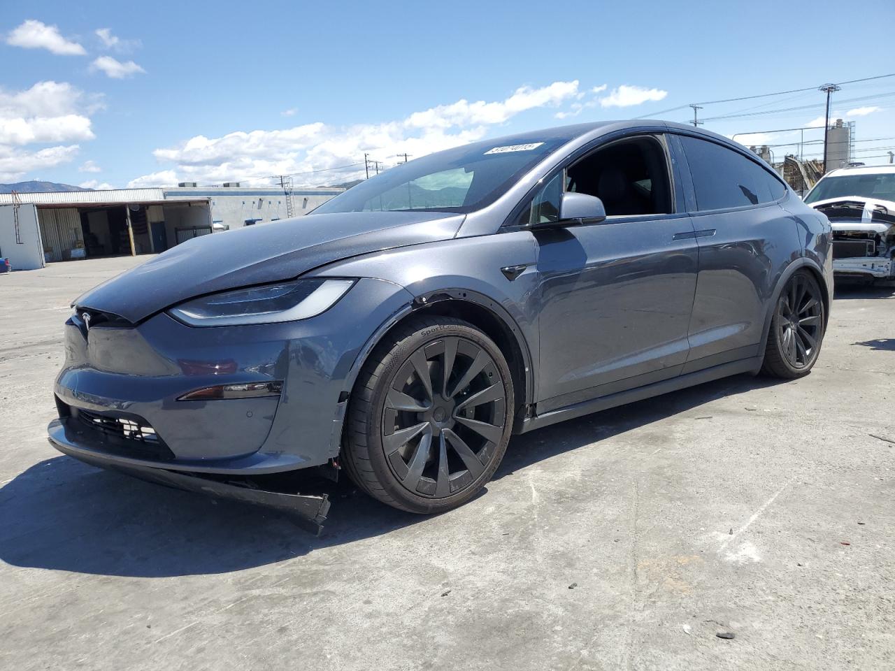 TESLA MODEL X