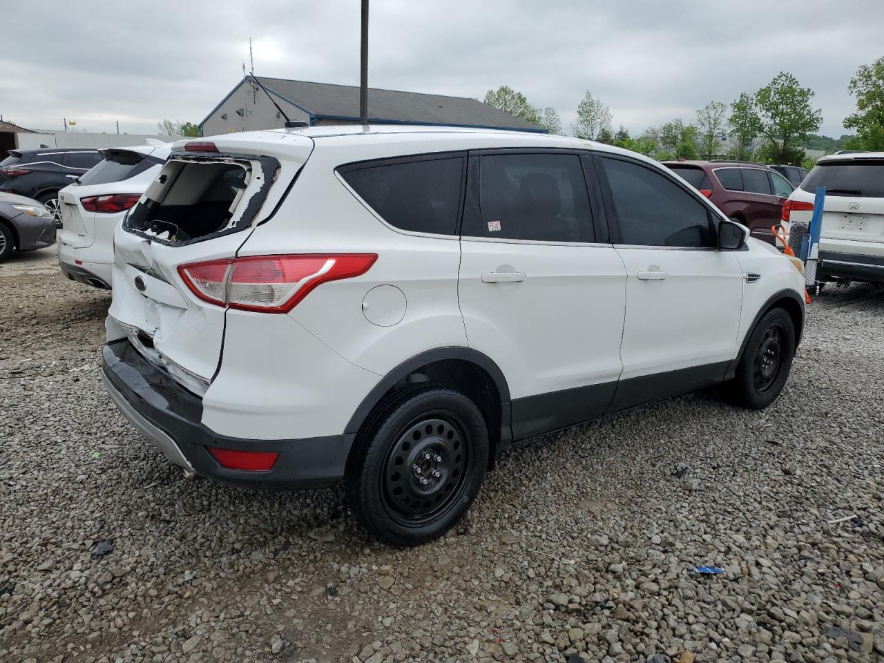 FORD ESCAPE SE