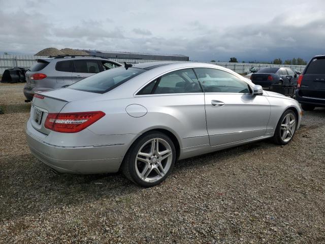 2011 MERCEDES-BENZ E 350 - WDDKJ5GB1BF115884