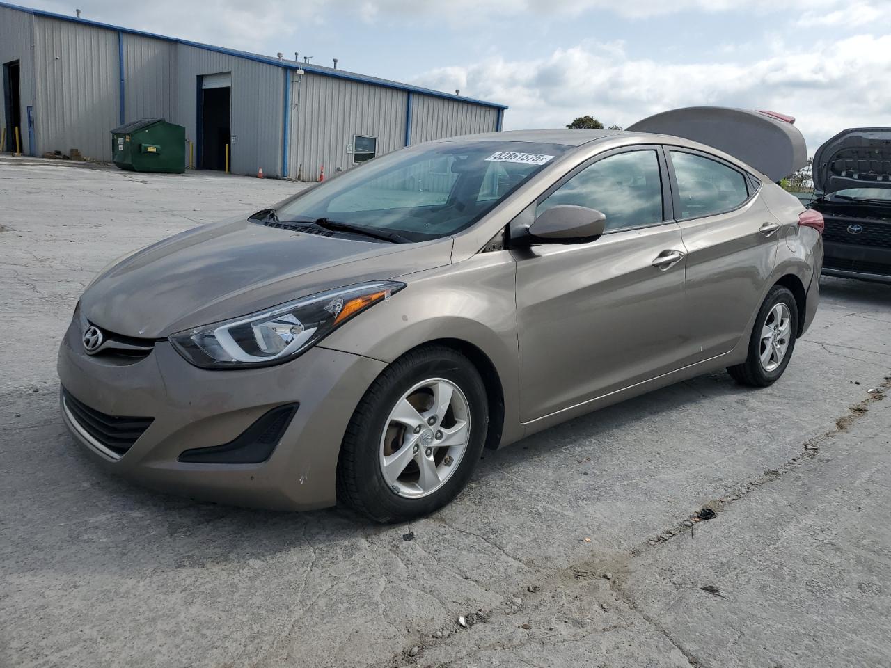 HYUNDAI ELANTRA SE