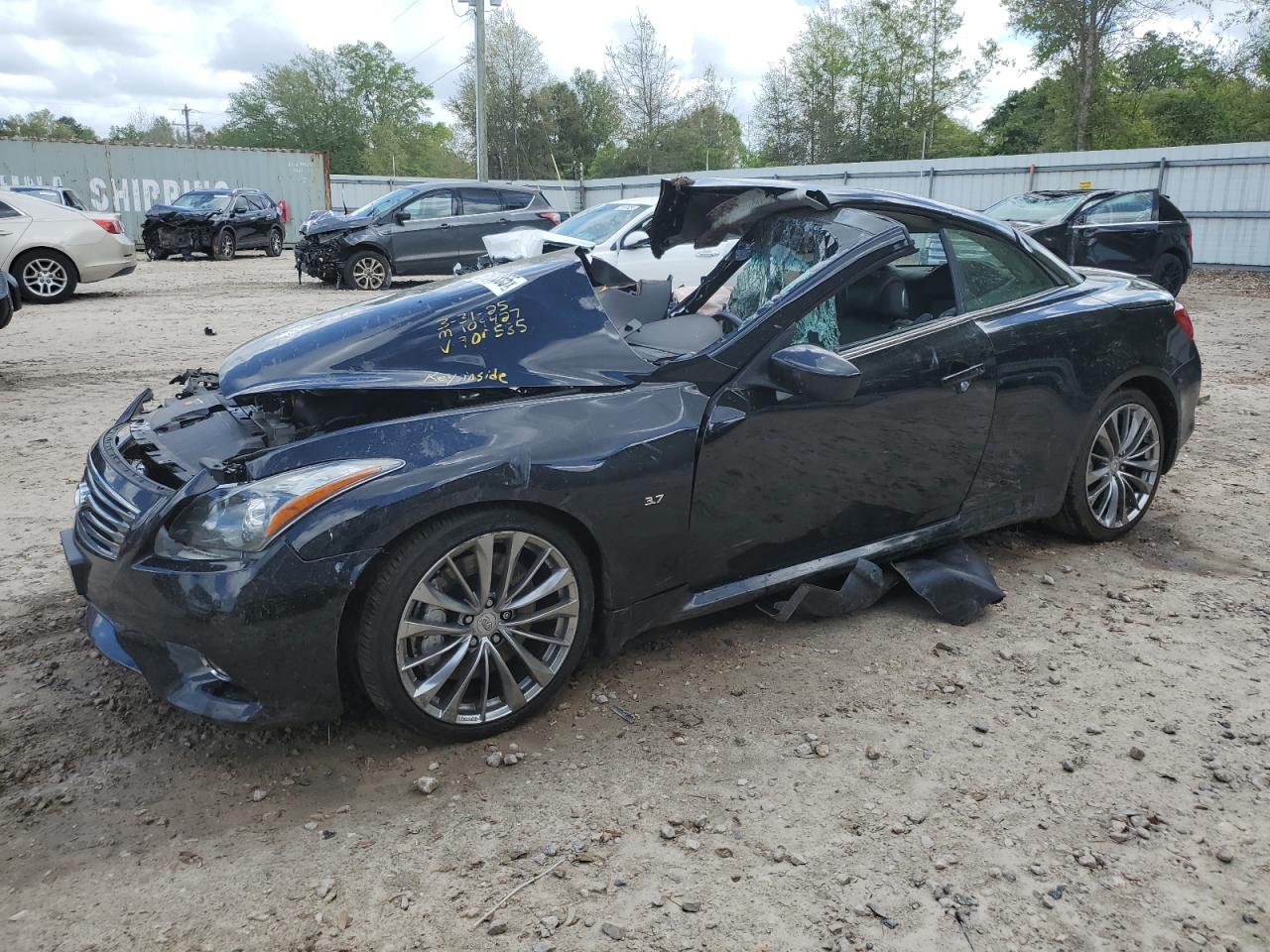 INFINITI Q60 BASE
