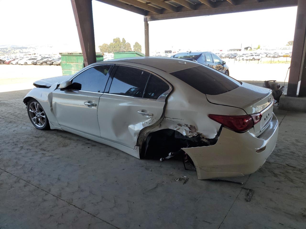 INFINITI Q50 BASE