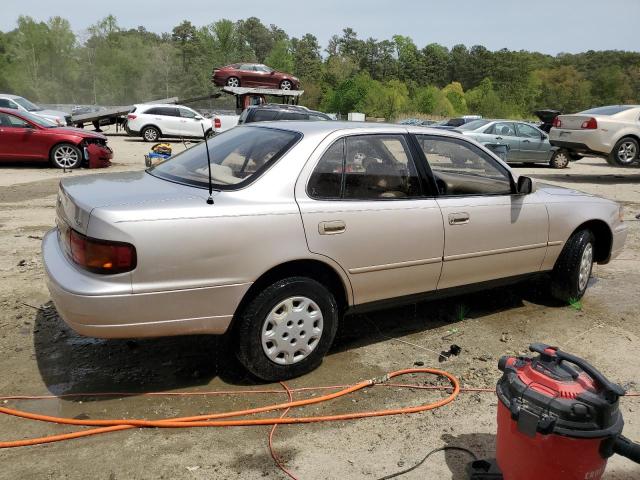 Vin: 4t1sk12e2su607896, lot: 54621035, toyota camry le 19953
