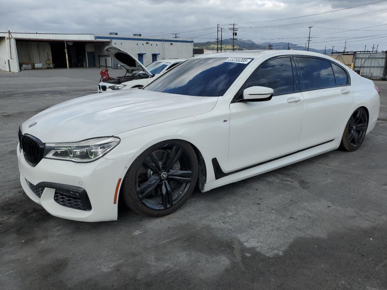 BMW 7 SERIES I