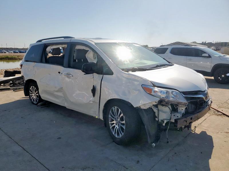 2018 TOYOTA SIENNA XLE - 5TDYZ3DC1JS920684