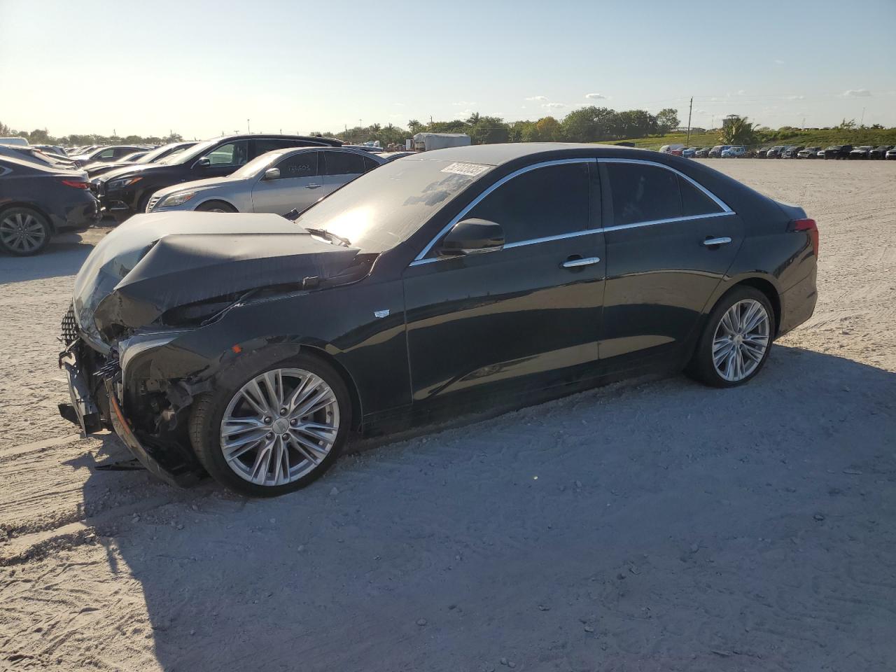CADILLAC CT4 PREMIUM LUXURY