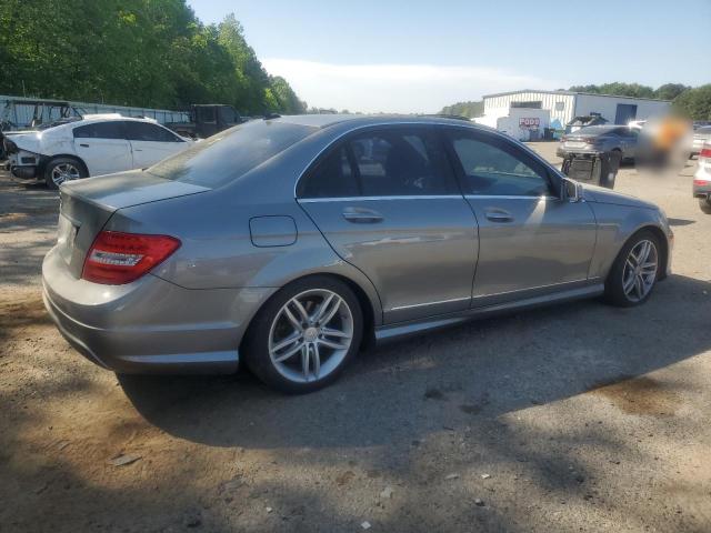 Vin: wddgf4hb0dr290063, lot: 52772675, mercedes-benz c-class 250 20133