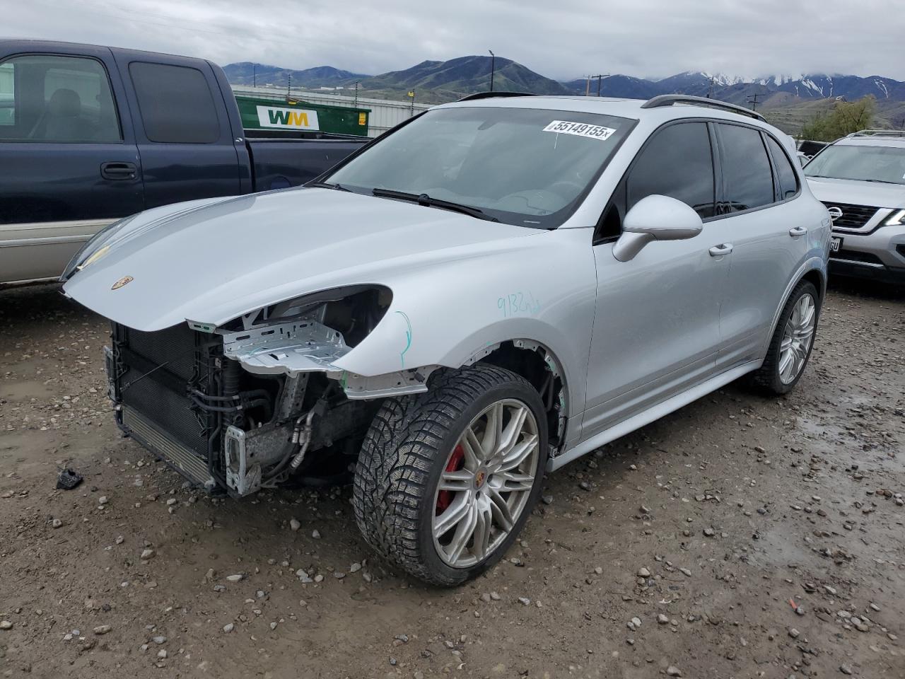 PORSCHE CAYENNE GTS