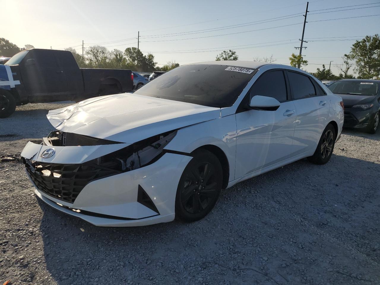 HYUNDAI ELANTRA SEL