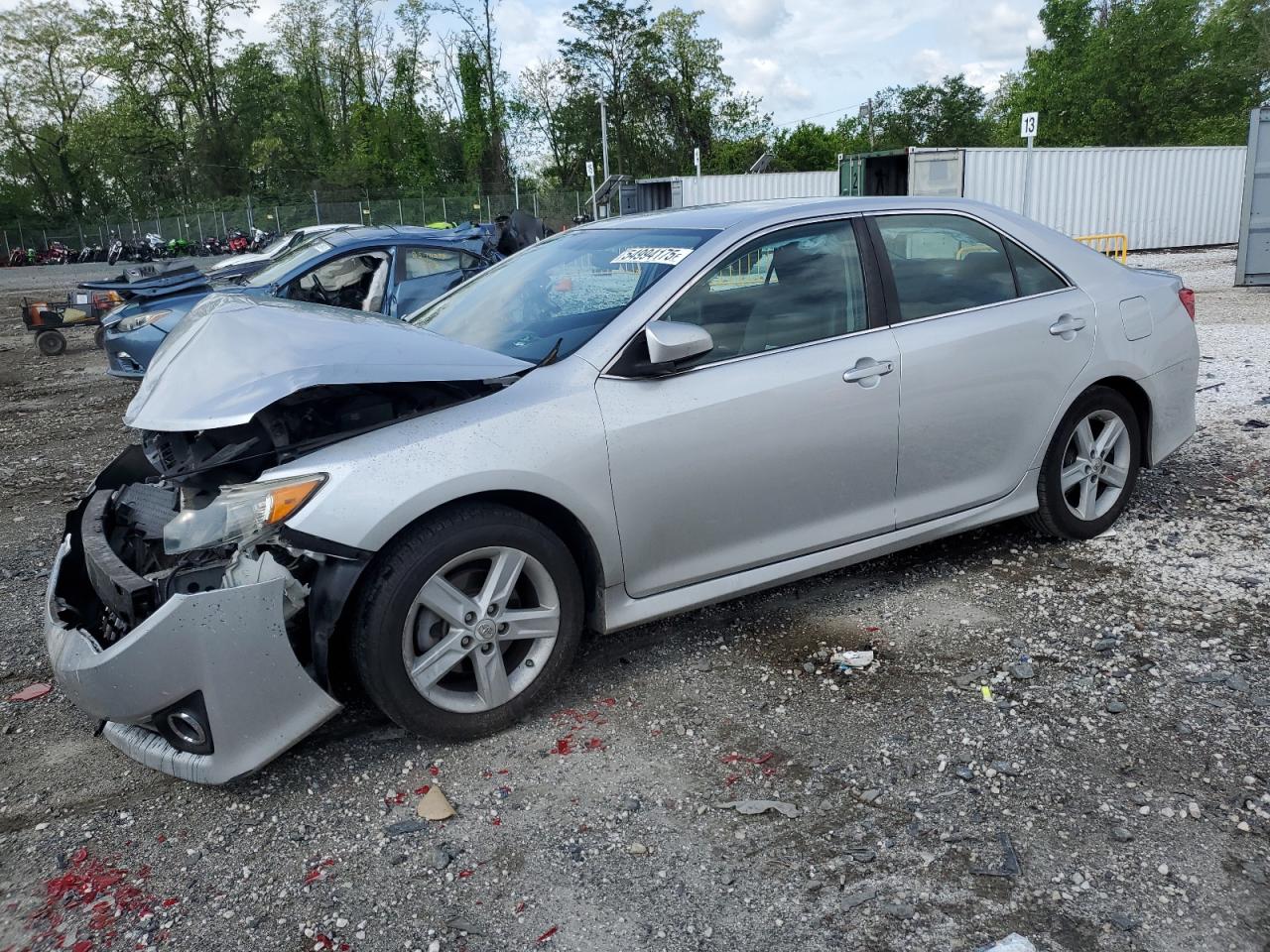 TOYOTA CAMRY BASE