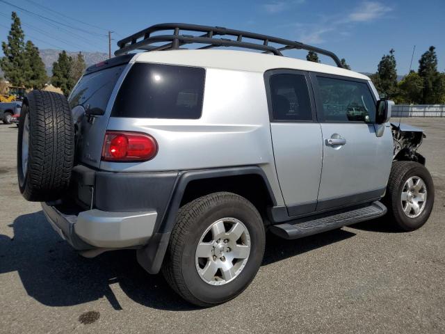 TOYOTA FJ CRUISER 2007 silver 4dr spor gas JTEBU11F570090497 photo #4