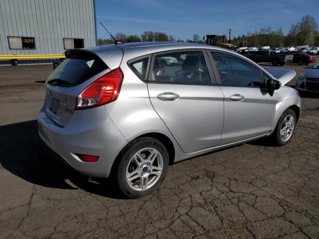Vin: 3fadp4ej3hm158384, lot: 52150115, ford fiesta se 20173