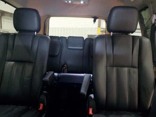 2016 CHRYSLER TOWN & COU 2C4RC1CG1GR111430
