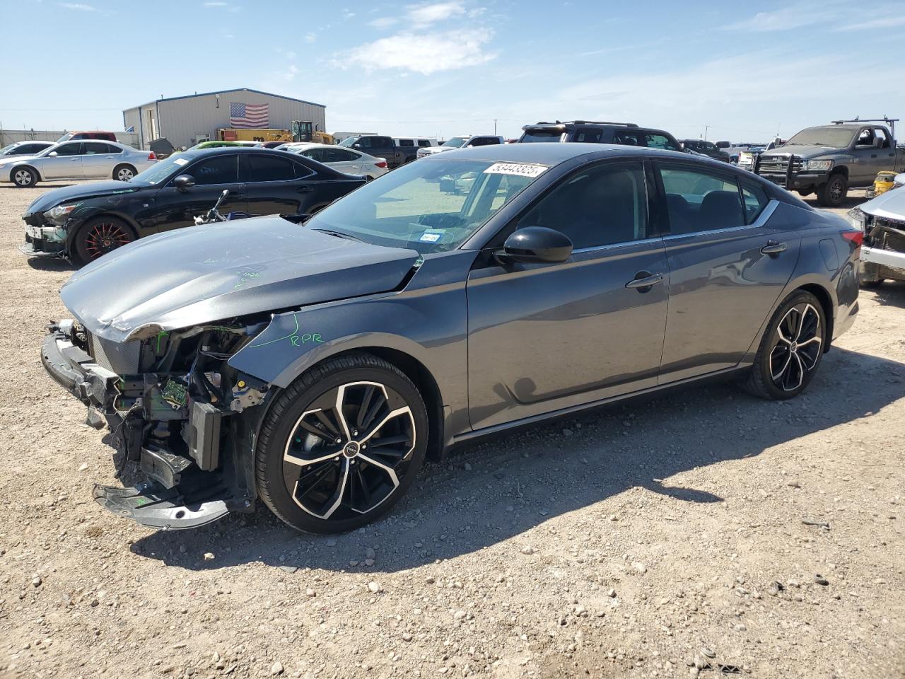 NISSAN ALTIMA SR