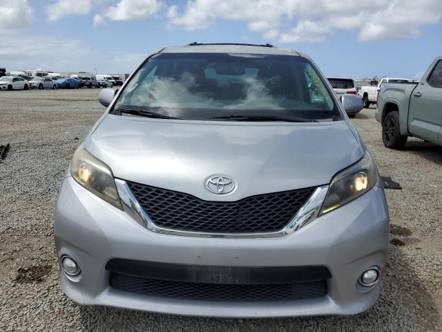 2016 TOYOTA SIENNA SE 5TDXK3DC9GS729376