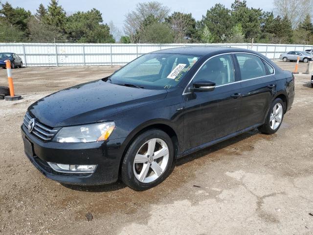 2015 VOLKSWAGEN PASSAT S - 1VWAS7A32FC121407
