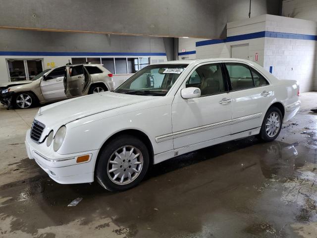 MERCEDES-BENZ E 320 4MAT 2002 white sedan 4d gas WDBJF82J02X065334 photo #1