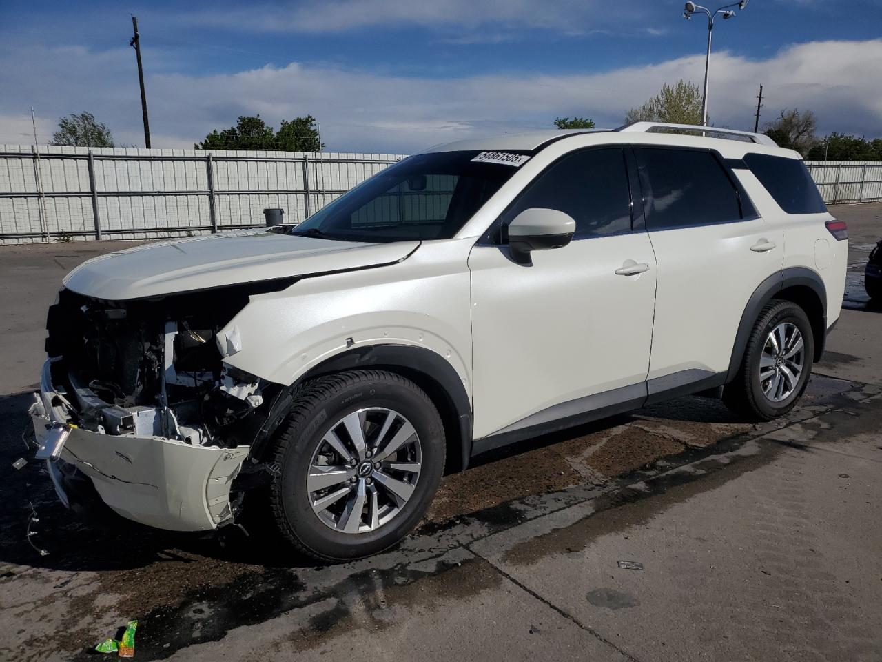 NISSAN PATHFINDER SL