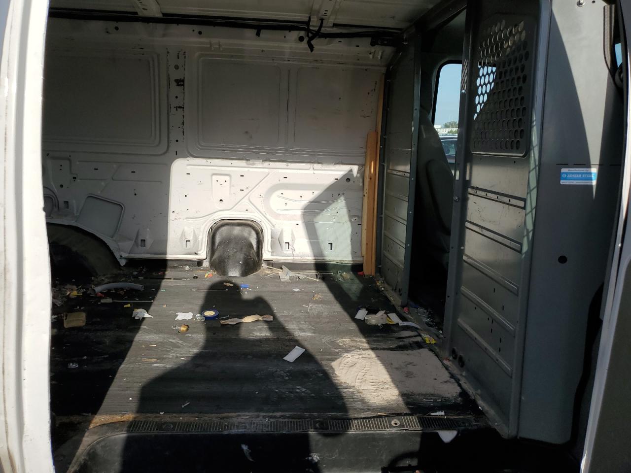 FORD ECONOLINE E250 VAN