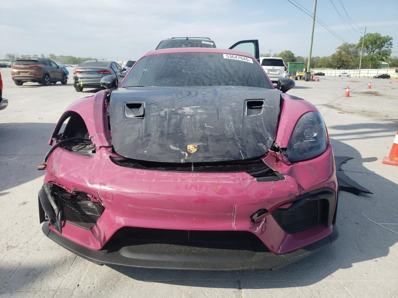 PORSCHE CAYMAN GT4 RS