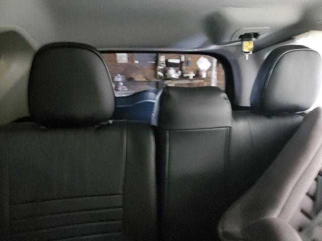 2018 TOYOTA RAV4 HV LE JTMRJREVXJD173547