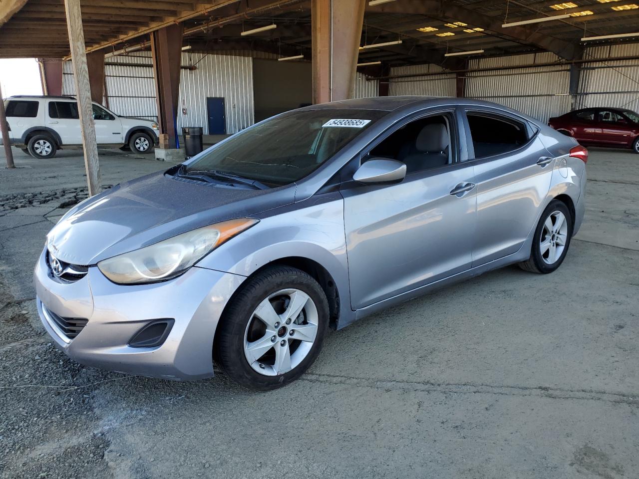HYUNDAI ELANTRA GLS