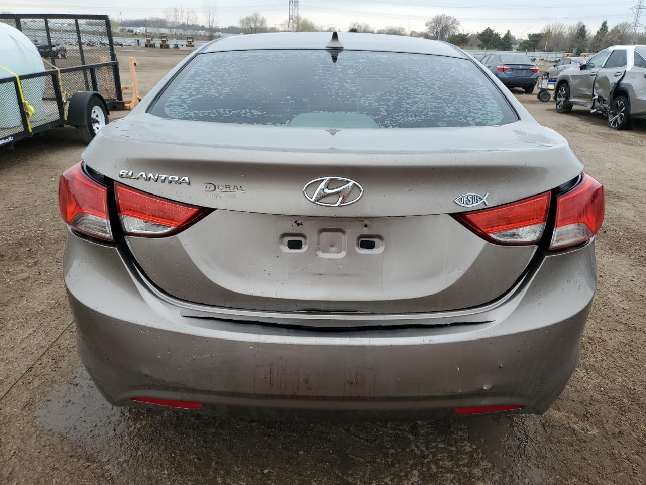 HYUNDAI ELANTRA GLS