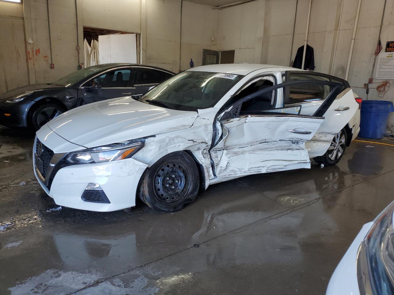 NISSAN ALTIMA S