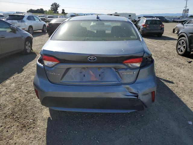 2022 TOYOTA COROLLA LE - JTDEAMDE8NJ042157