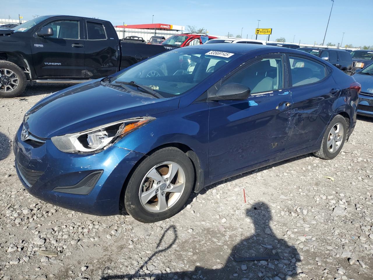 HYUNDAI ELANTRA SE