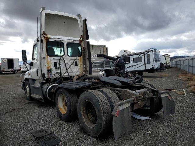 FREIGHTLINER CASCADIA 2015 white tractor diesel 1FUJGEDV9FLGJ9749 photo #4