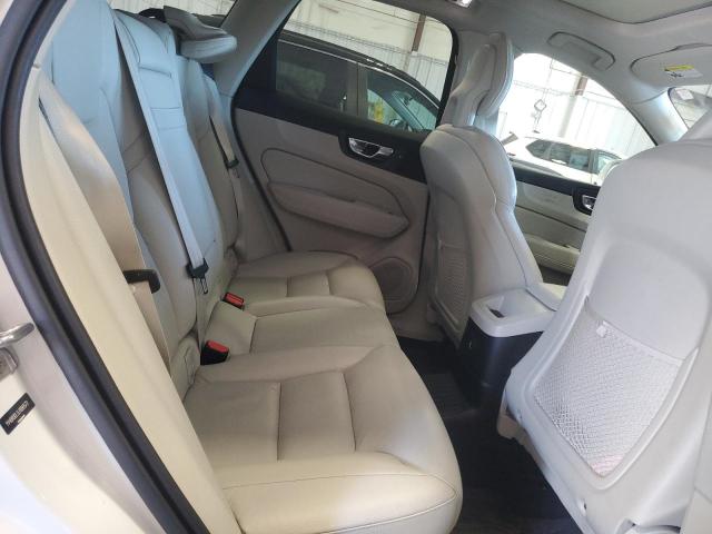 2018 VOLVO XC60 T8 IN YV4BR0DL9J1080572