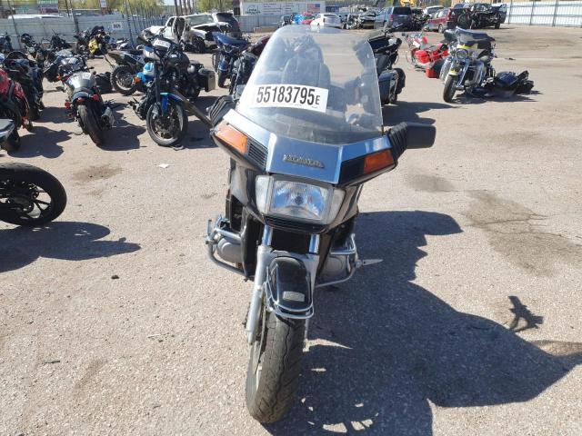 HONDA GL1200 I 1984 black road/str gas 1HFSC1411EA005403 photo #3