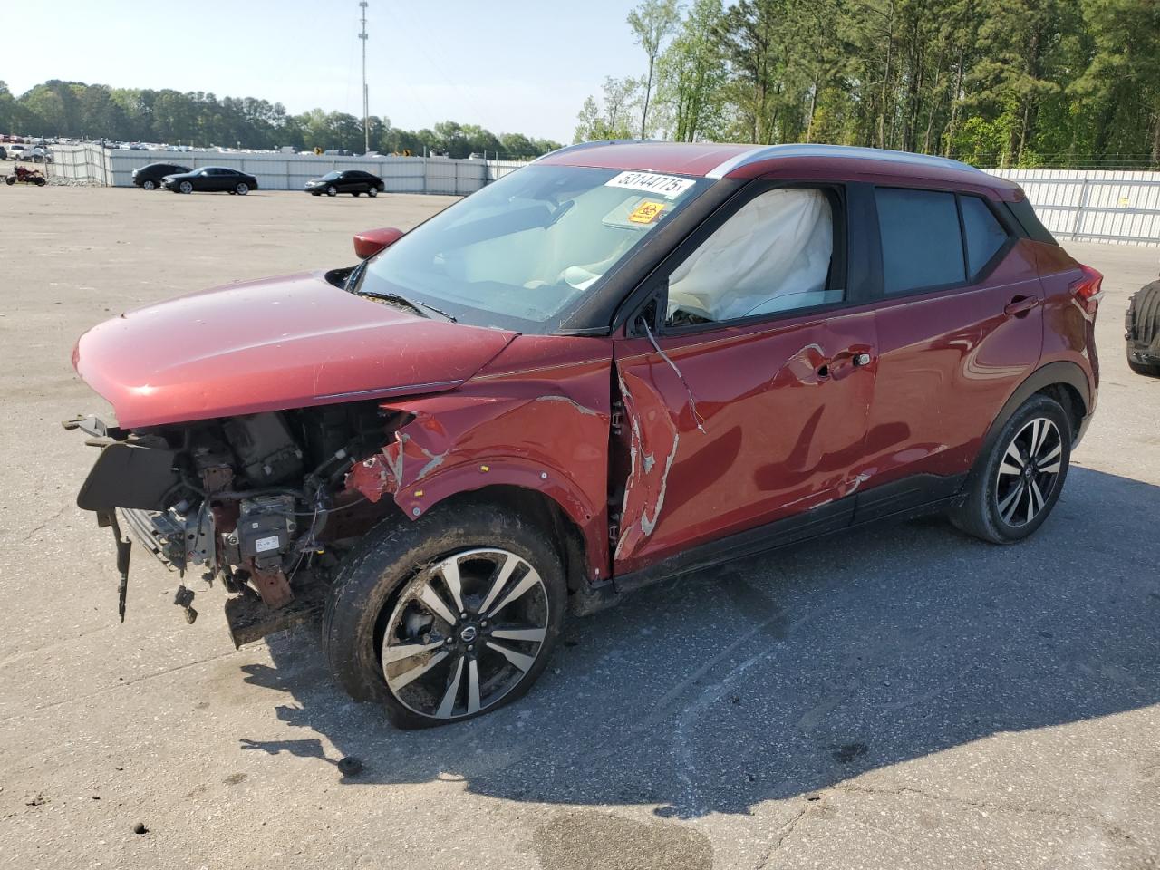 NISSAN KICKS SV